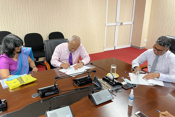 Sdb bank furthers digital transformation drive by signing mou with department for registration of persons thumb